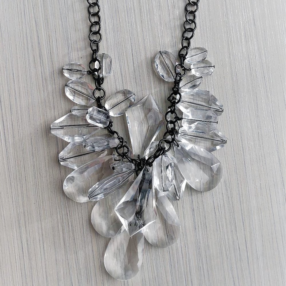 Large Ice Crystals necklace - Picture 13 of 16